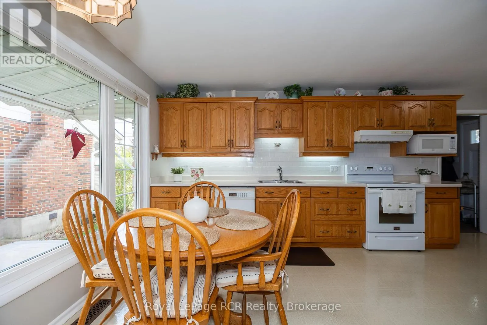 149 7TH AVENUE E
