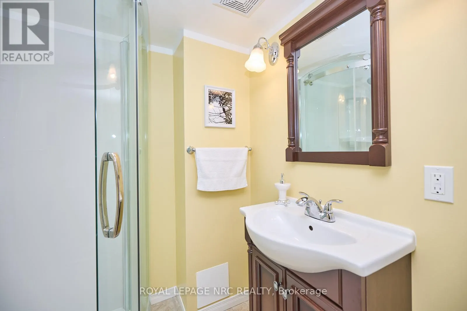 4 ALEX GRANT PLACE