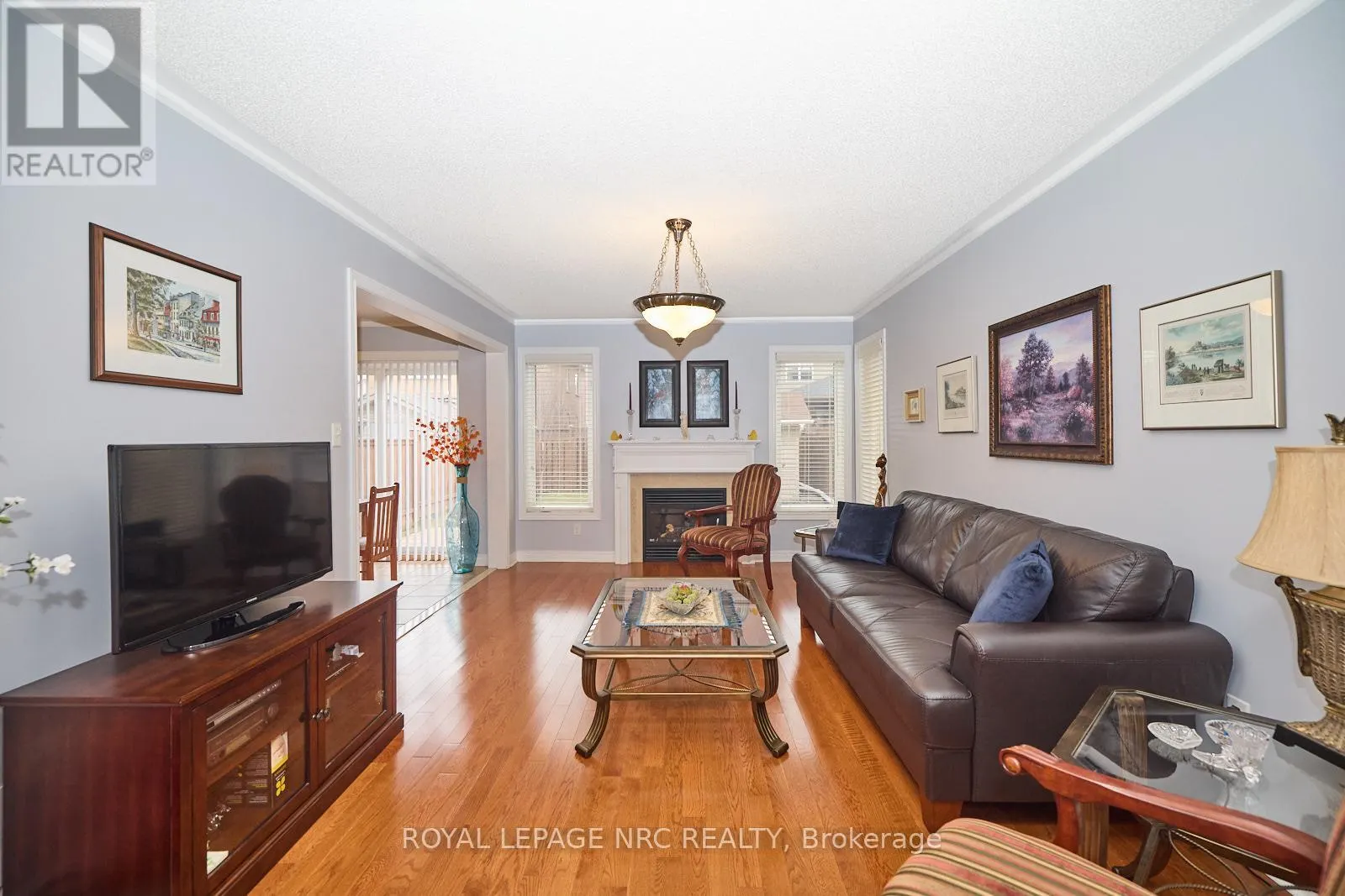 4 ALEX GRANT PLACE