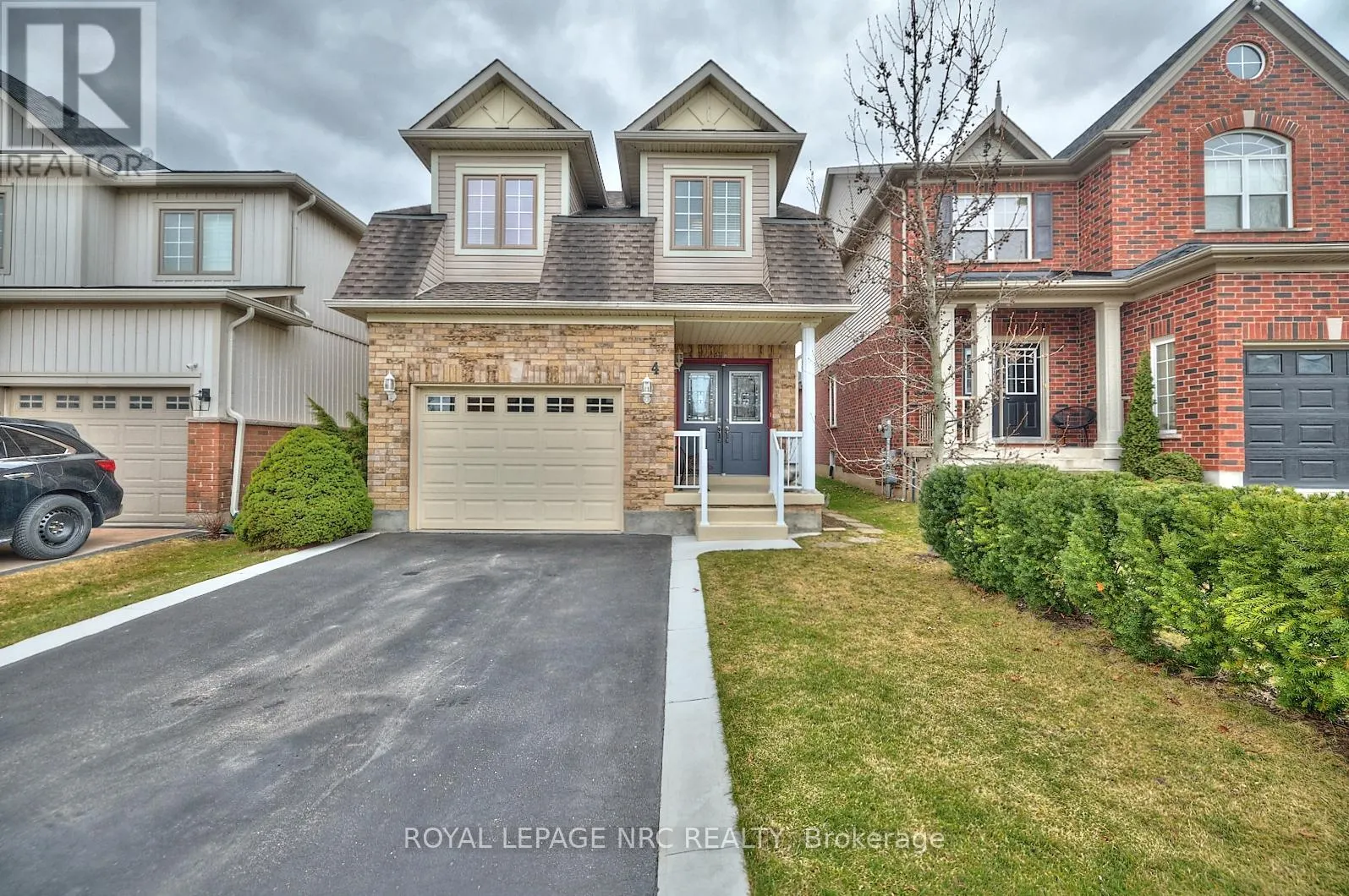 4 ALEX GRANT PLACE