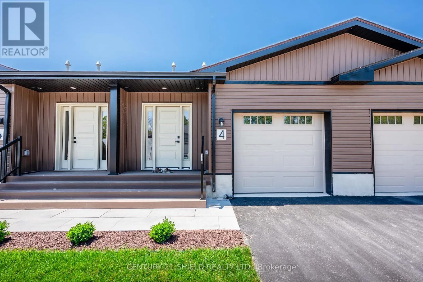 4 ERINDALE LANE