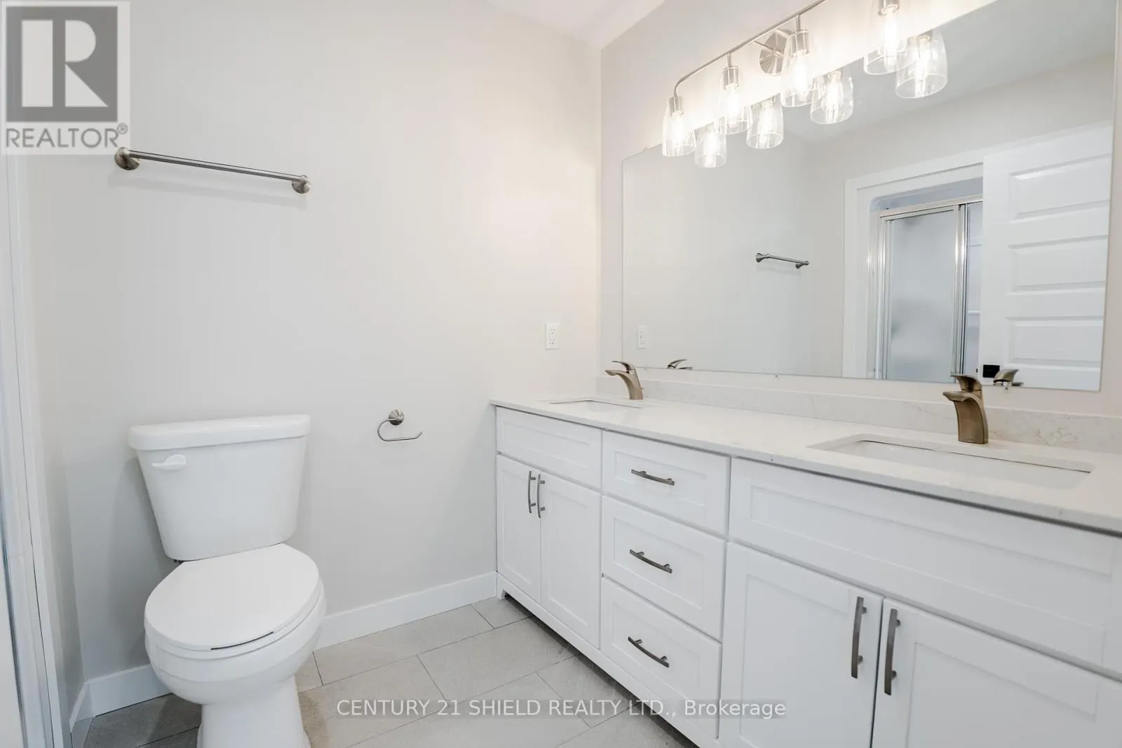 4 ERINDALE LANE