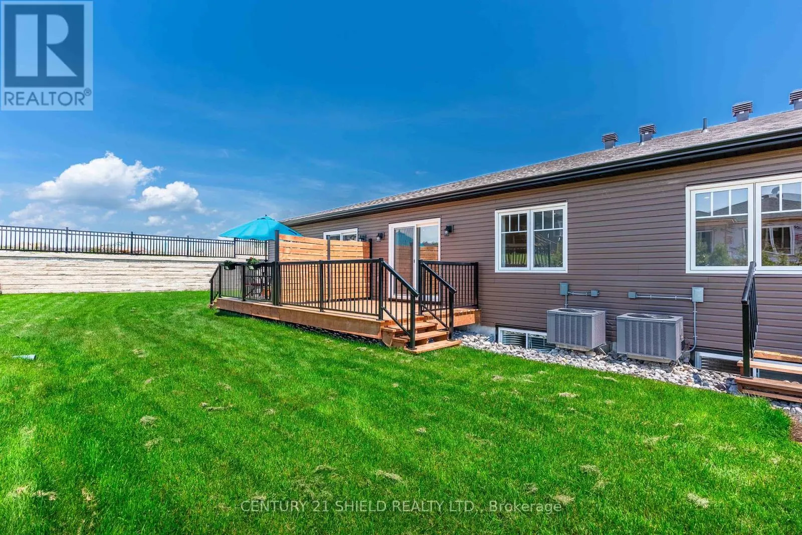 4 ERINDALE LANE
