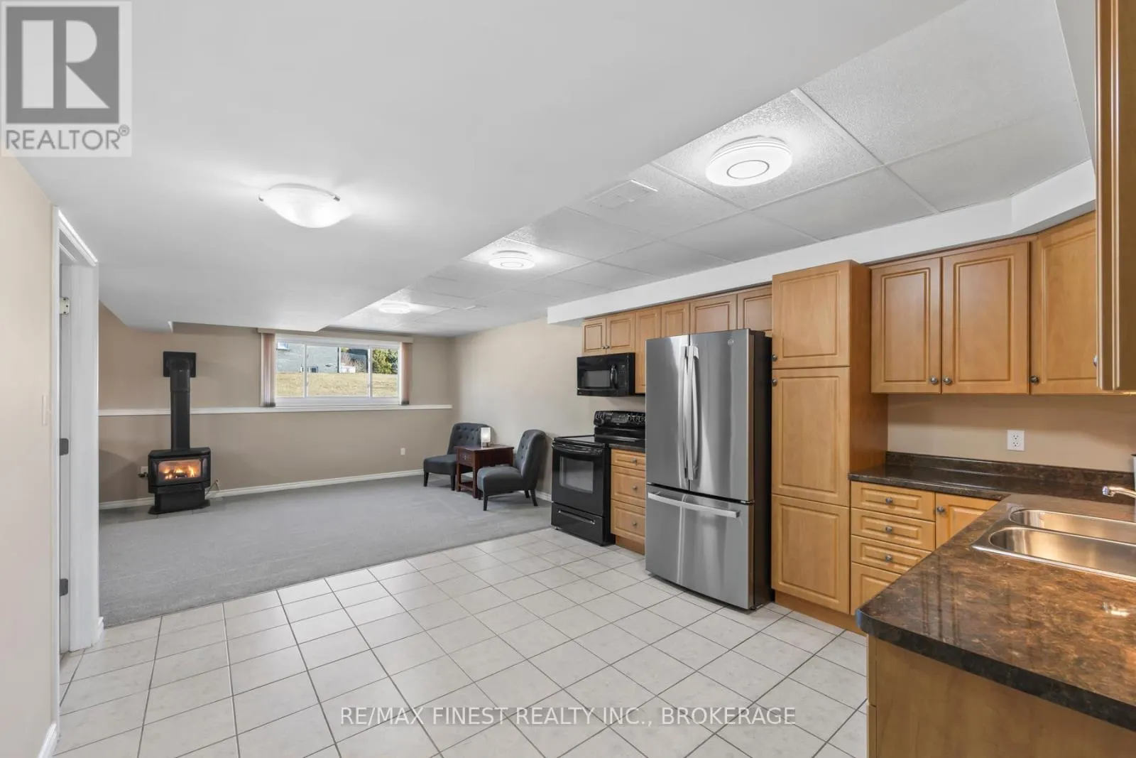 4360 ASHWOOD DRIVE