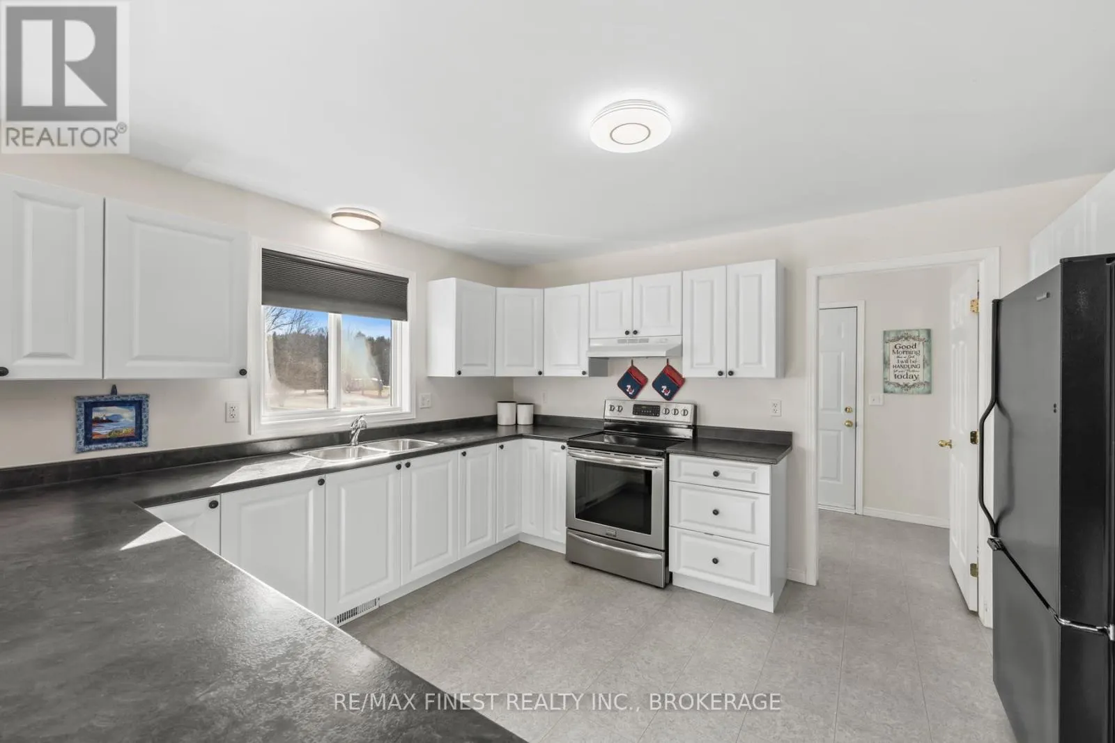 4360 ASHWOOD DRIVE