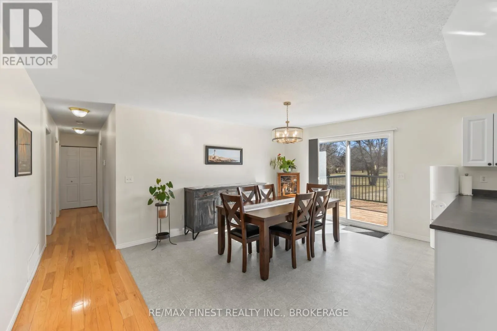 4360 ASHWOOD DRIVE