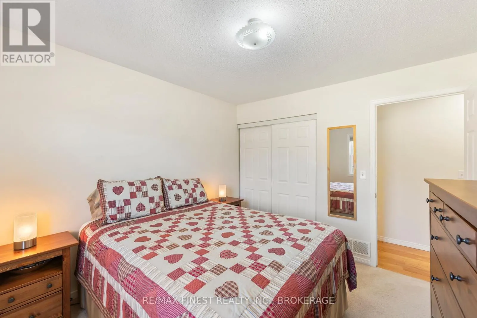 4360 ASHWOOD DRIVE