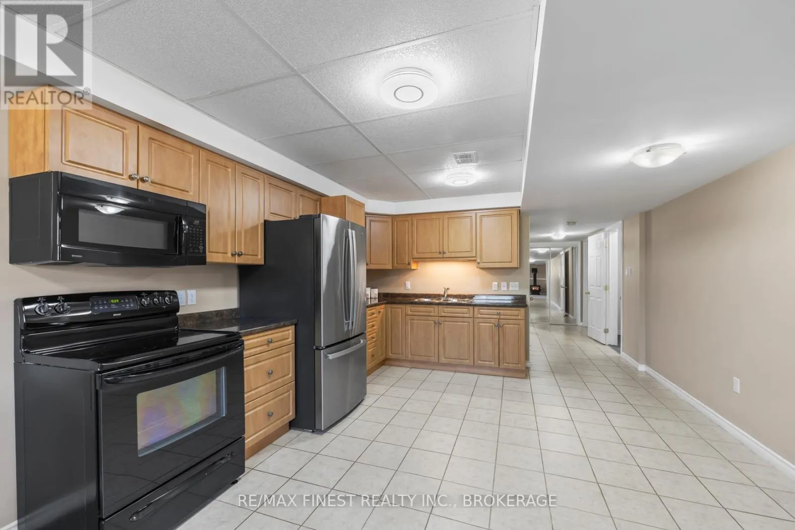 4360 ASHWOOD DRIVE