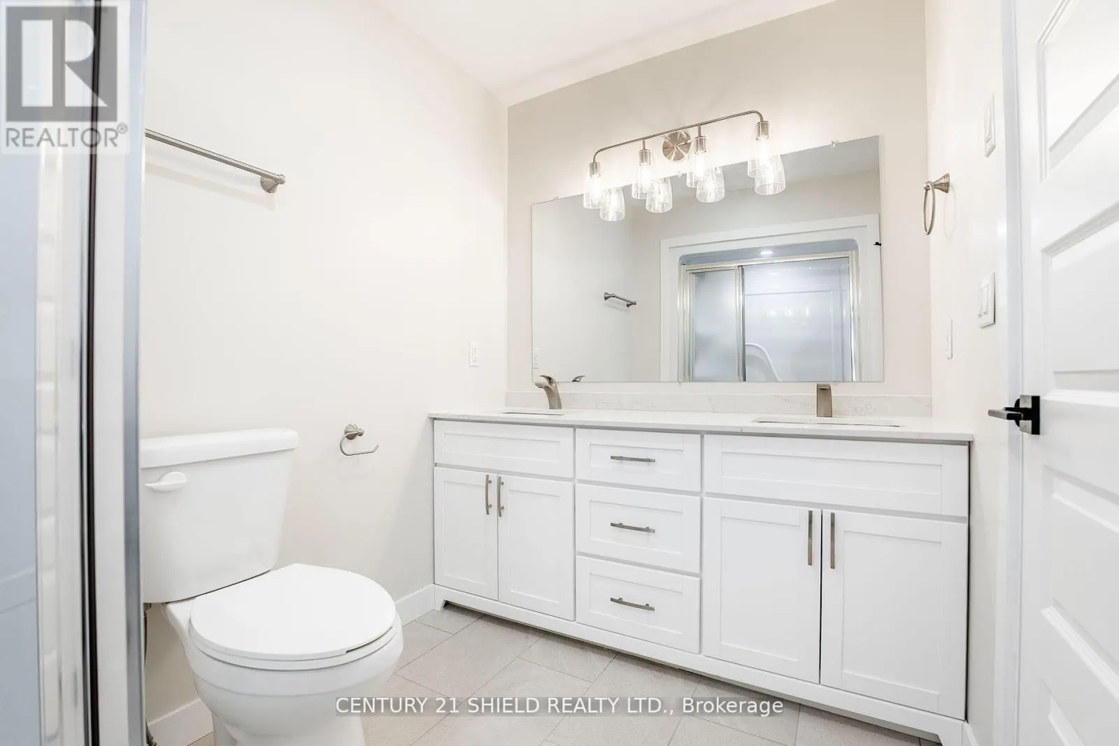 6 ERINDALE LANE