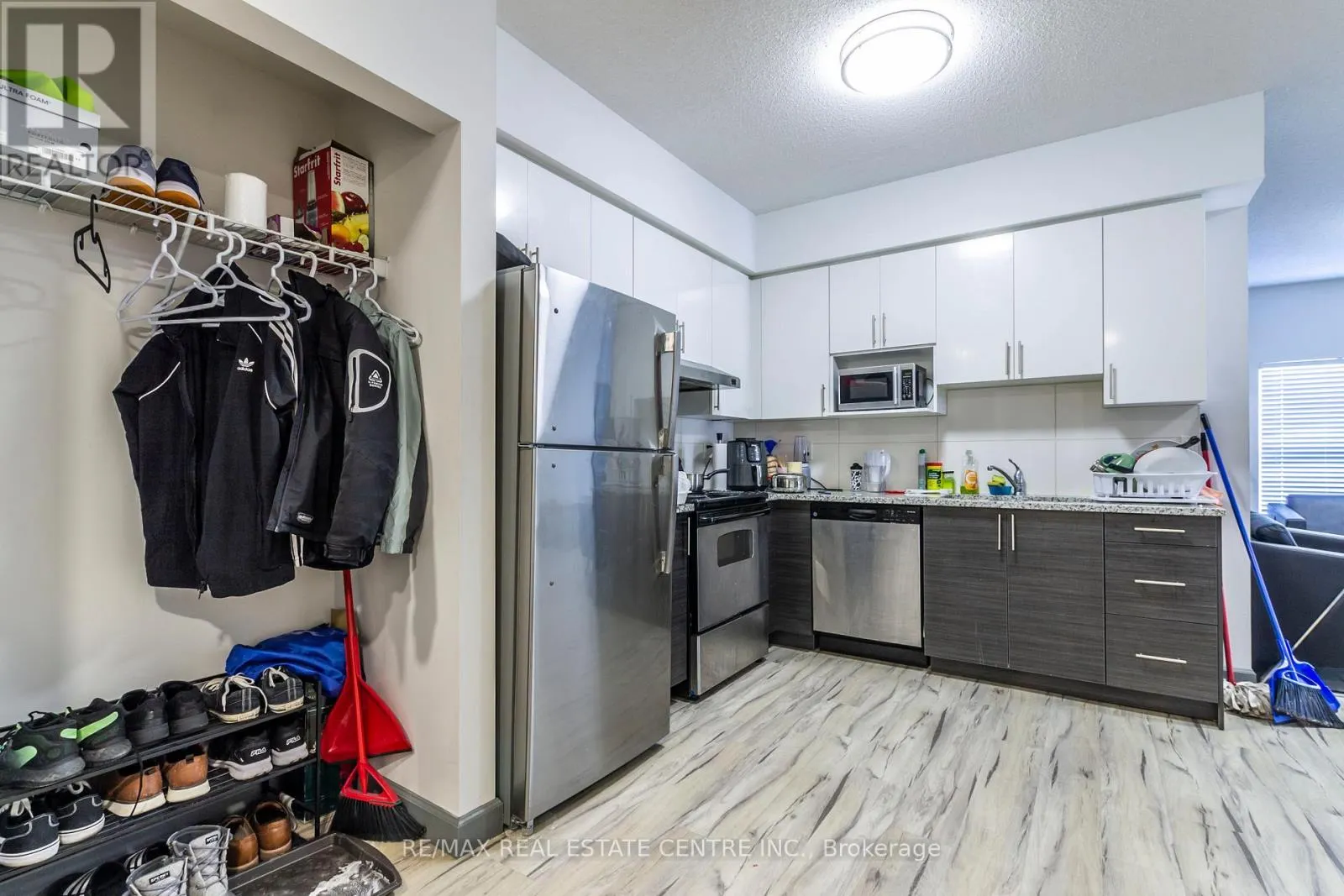 326 - 258C SUNVIEW STREET