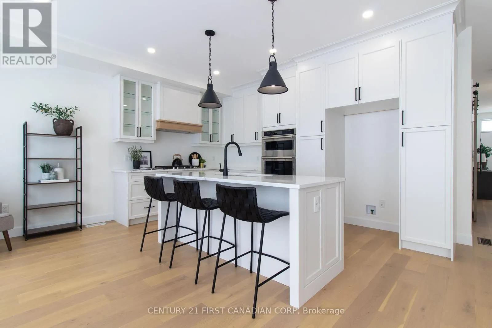 1378 SHIELDS PLACE