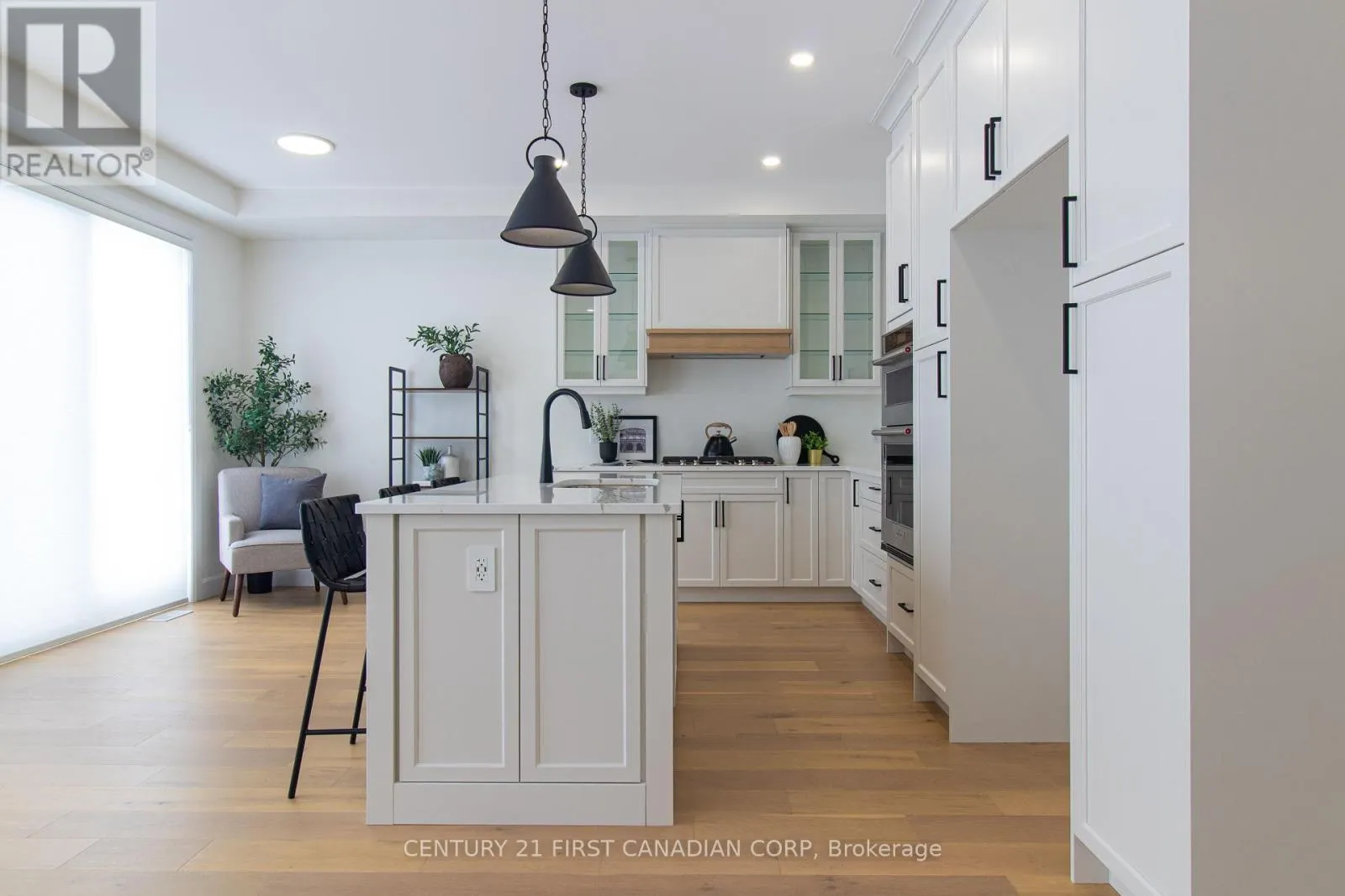 1378 SHIELDS PLACE