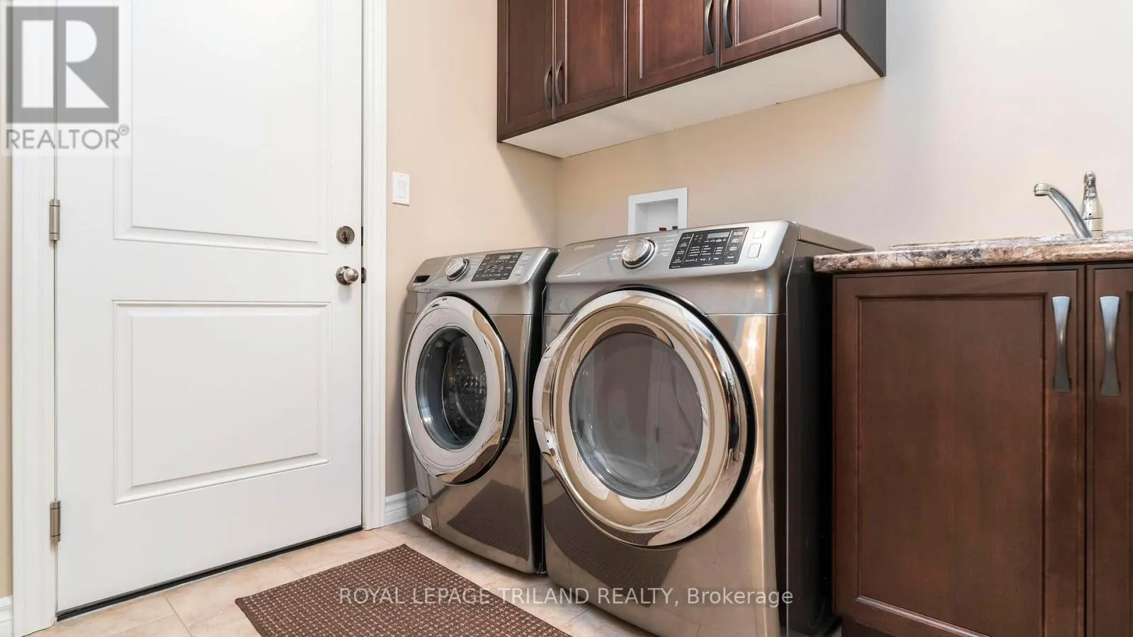 25 - 120 SOUTHGATE PARKWAY, #25