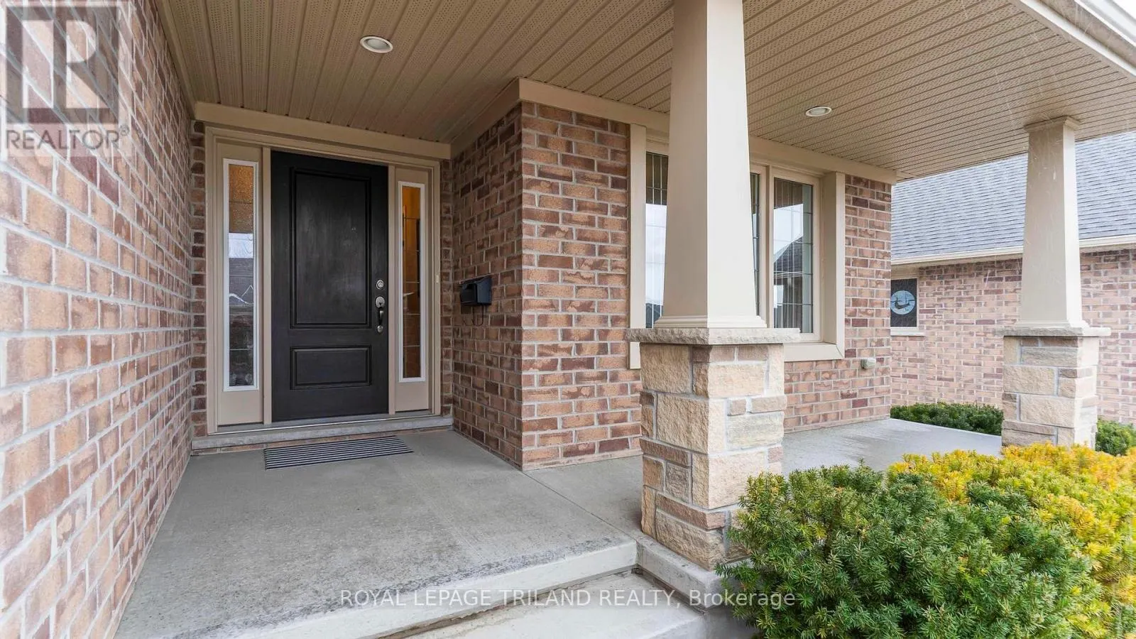 25 - 120 SOUTHGATE PARKWAY, #25