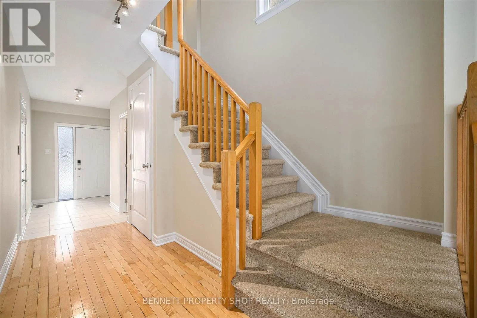 107 BANDELIER WAY