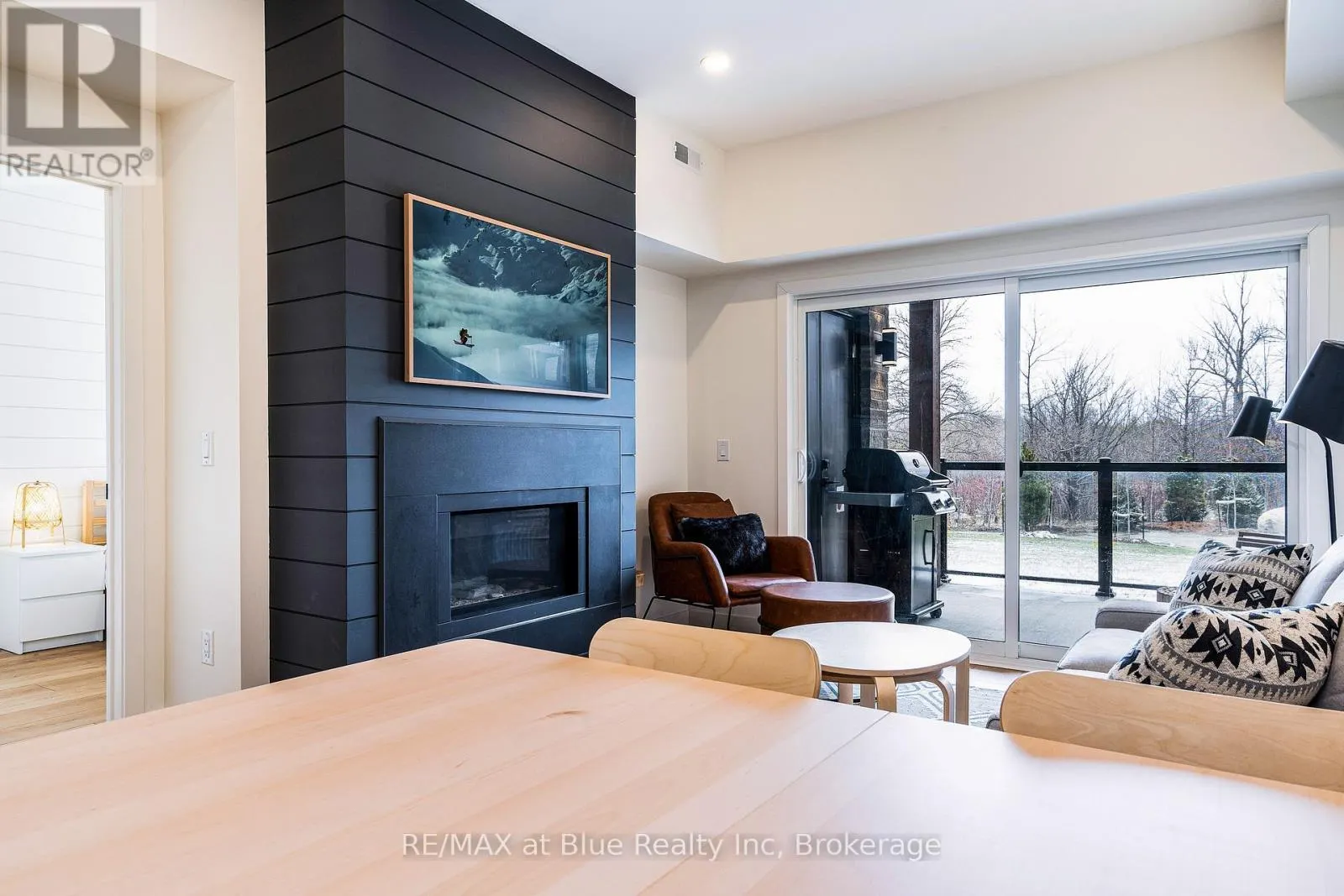 105 - 12 BEAUSOLEIL LANE, #105