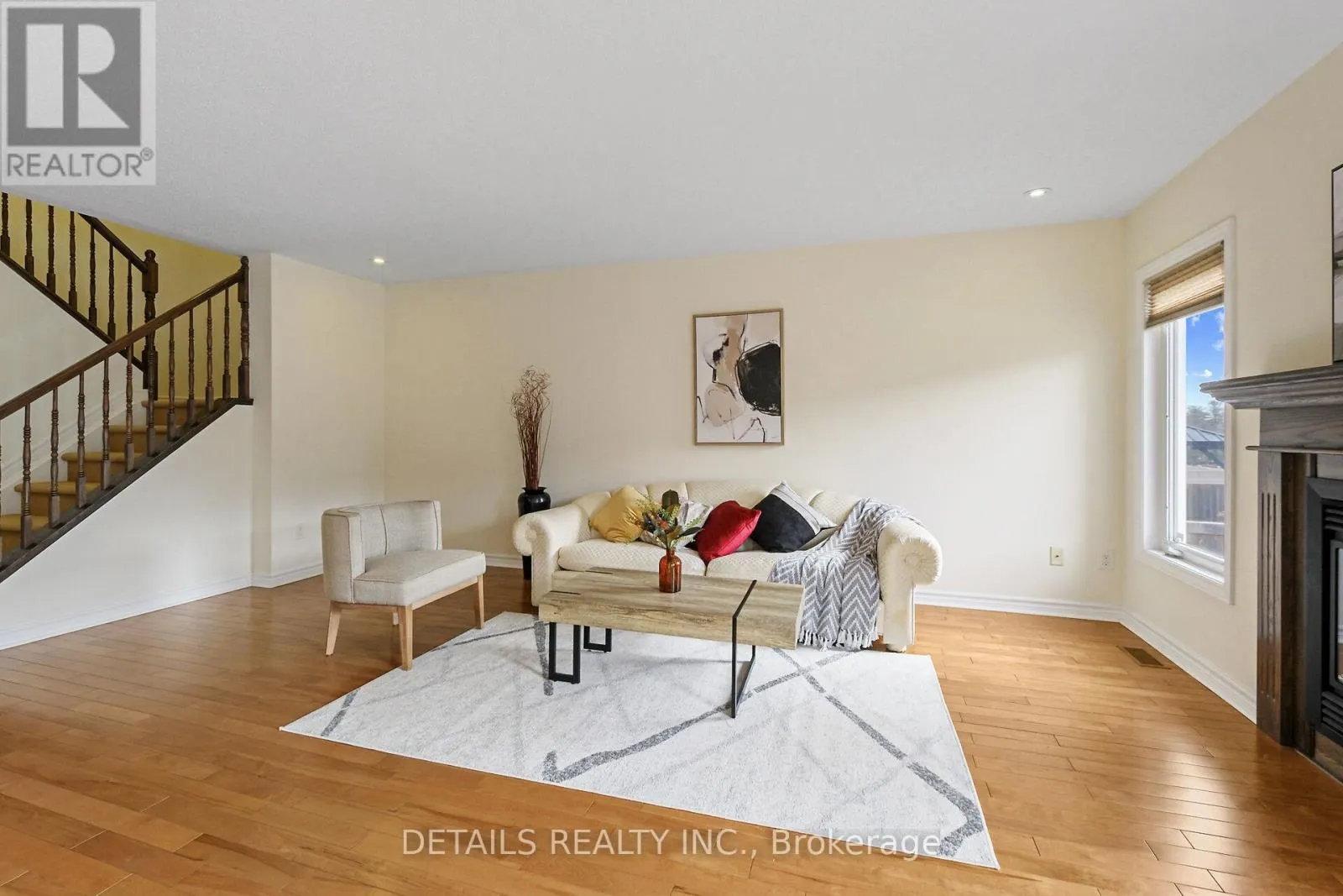 404 ABBEYDALE CIRCLE
