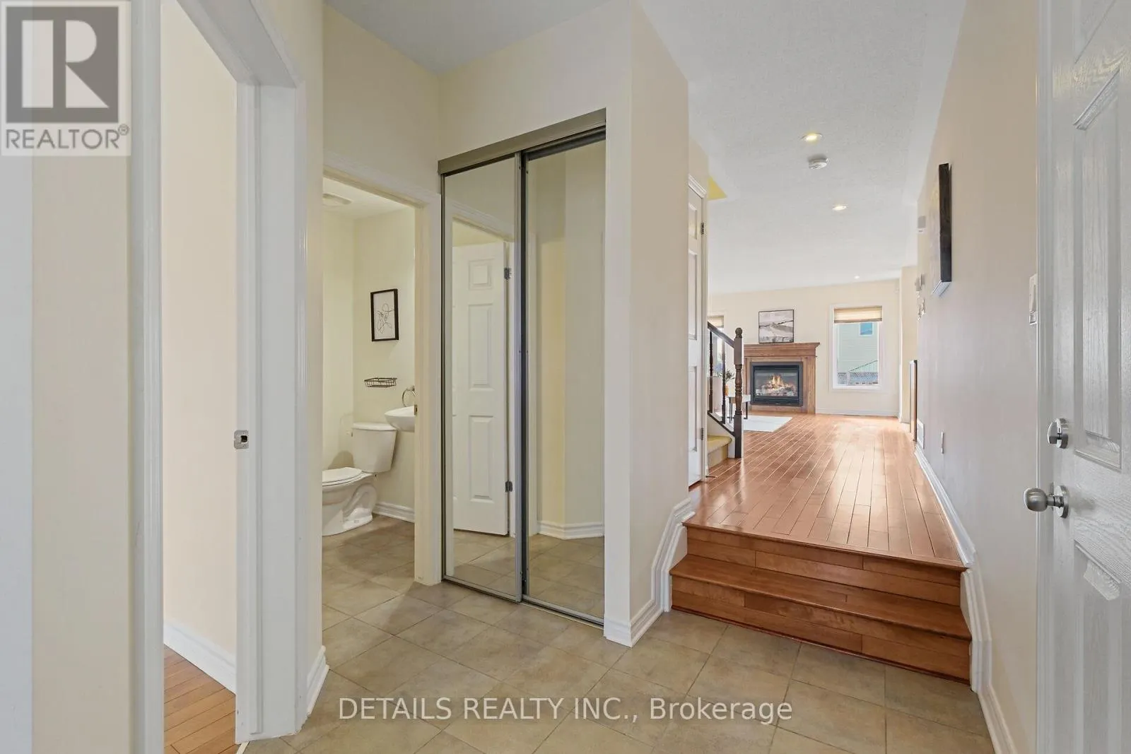 404 ABBEYDALE CIRCLE