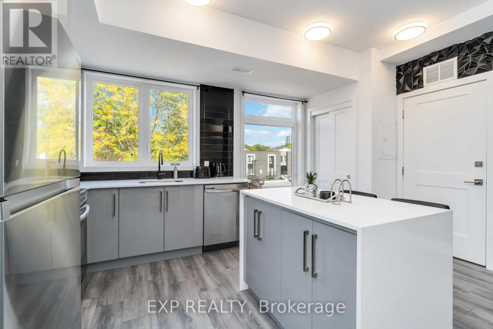 312 - 6065 MCLEOD ROAD N