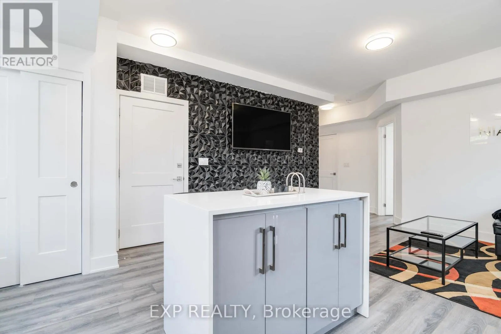 312 - 6065 MCLEOD ROAD N