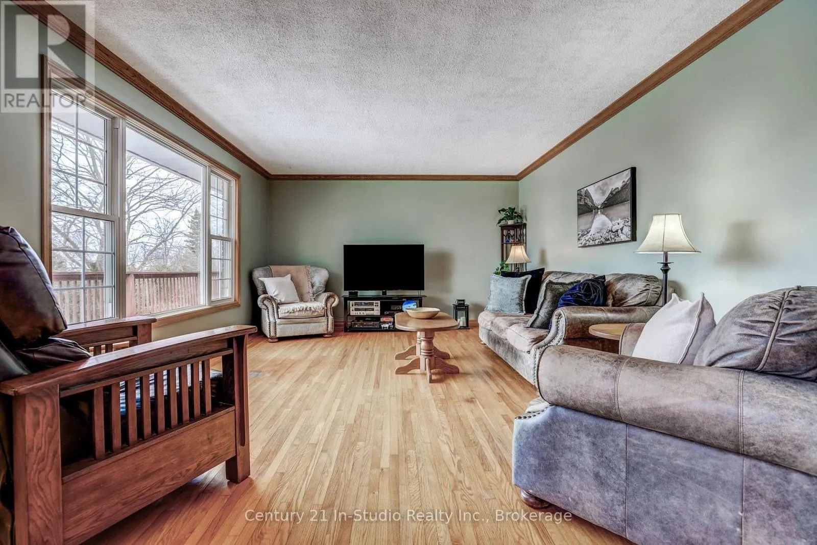 134 MACINTOSH DRIVE