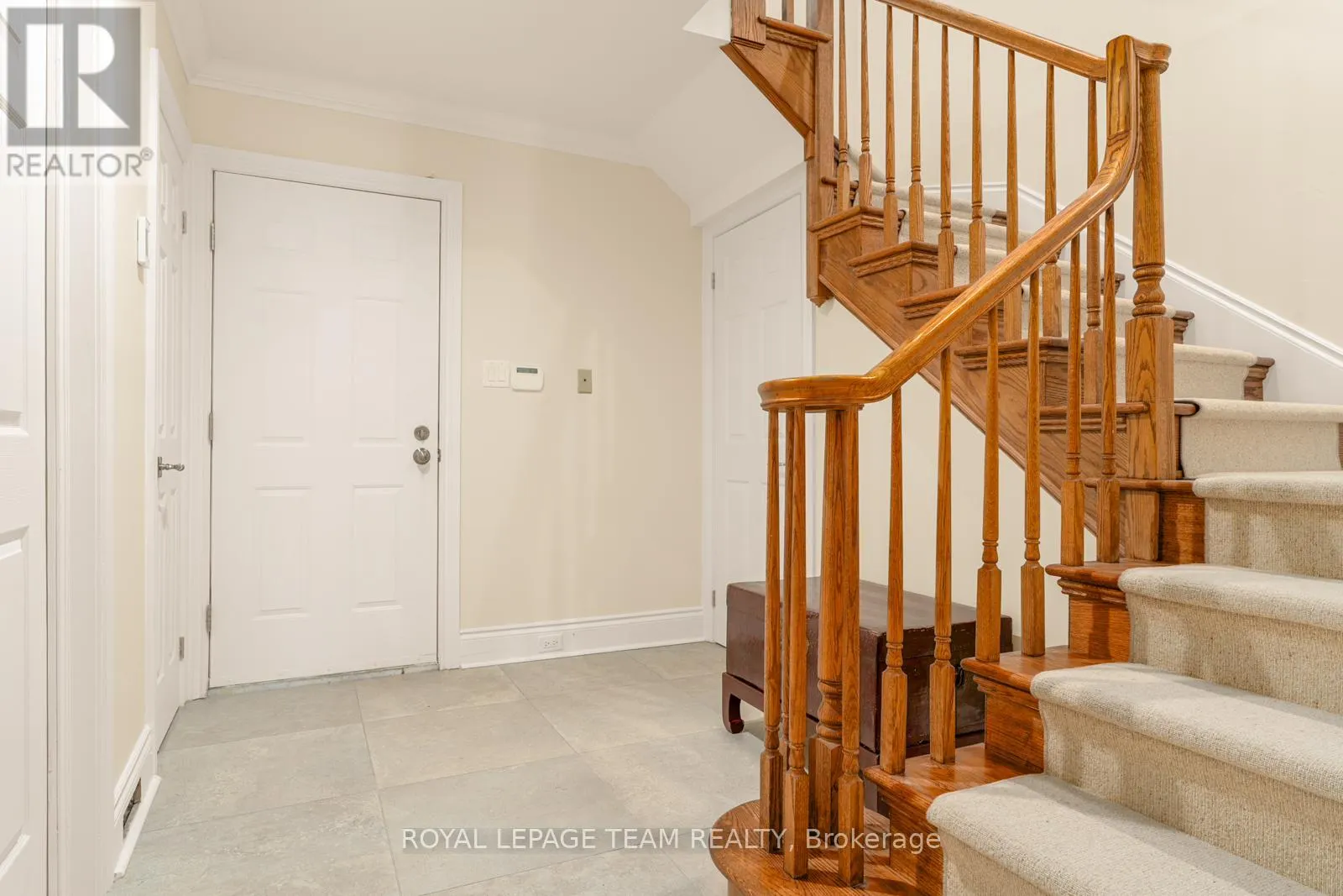 160 DUFFERIN ROAD