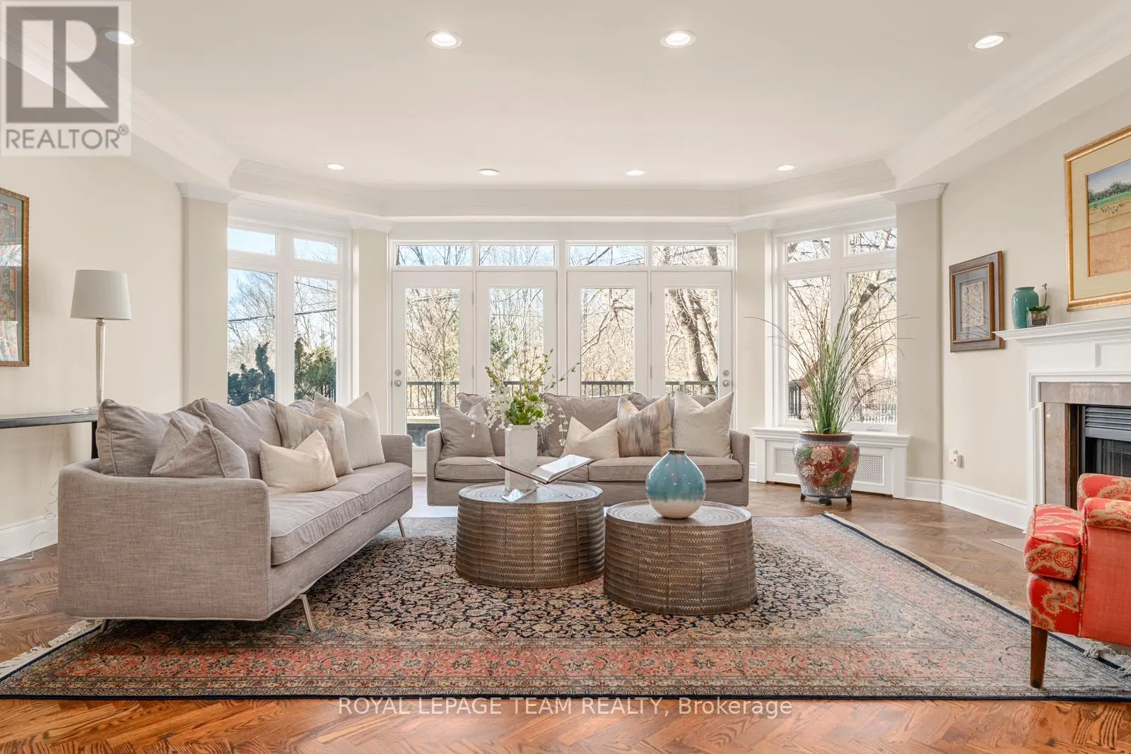 160 DUFFERIN ROAD