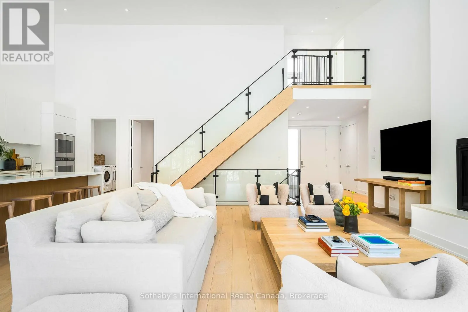 102 TEKIAH ROAD
