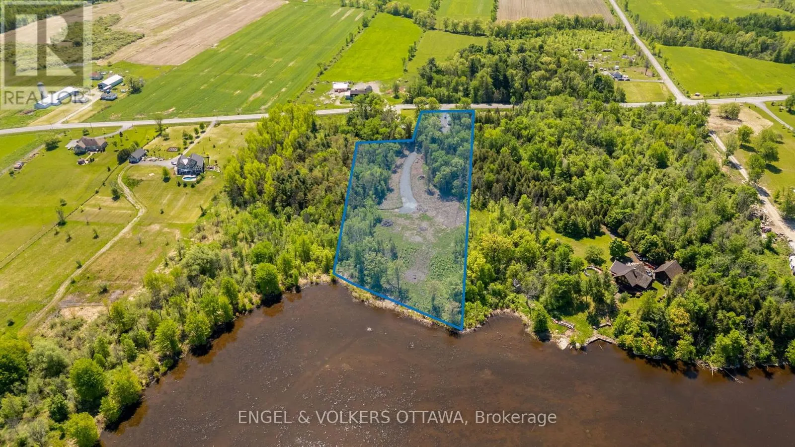 3531 CONCESSION 1