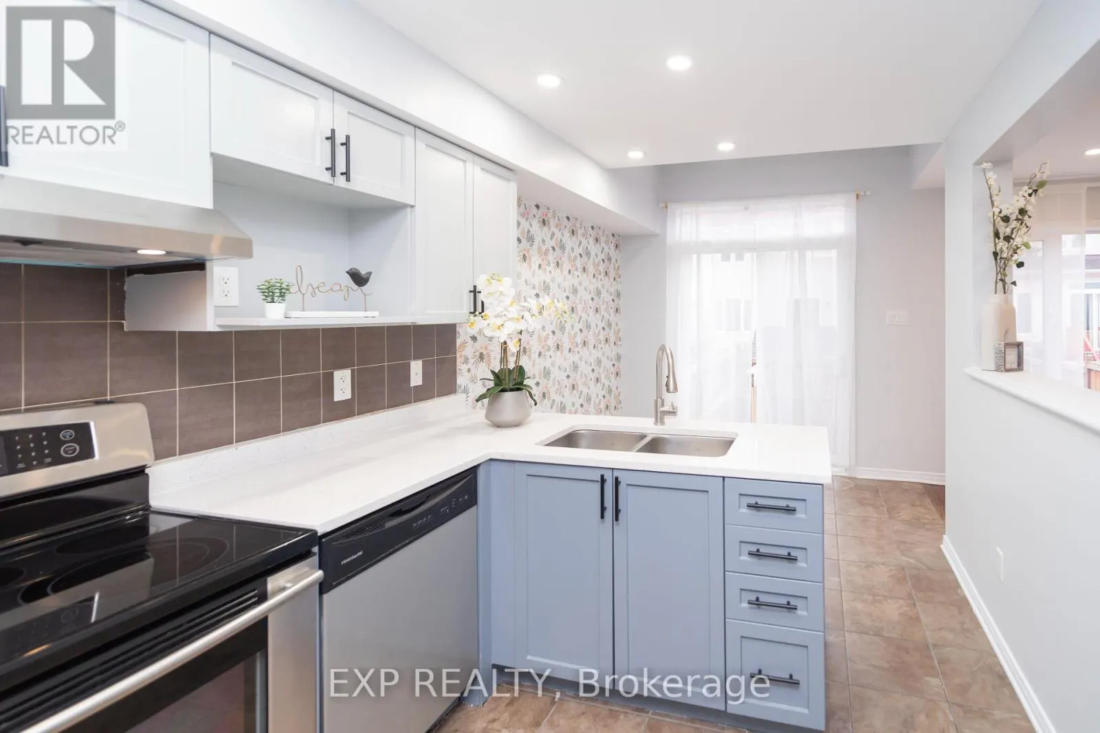 191 MACOUN CIRCLE