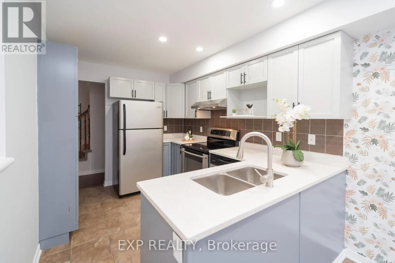 191 MACOUN CIRCLE