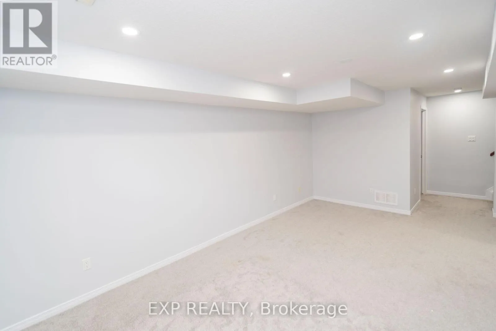 191 MACOUN CIRCLE