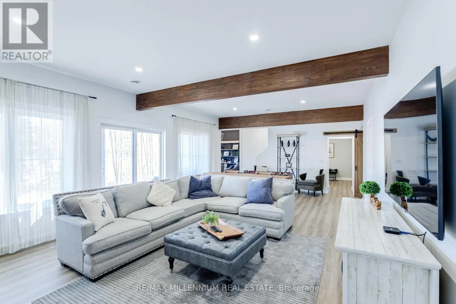 24 RORY DRIVE