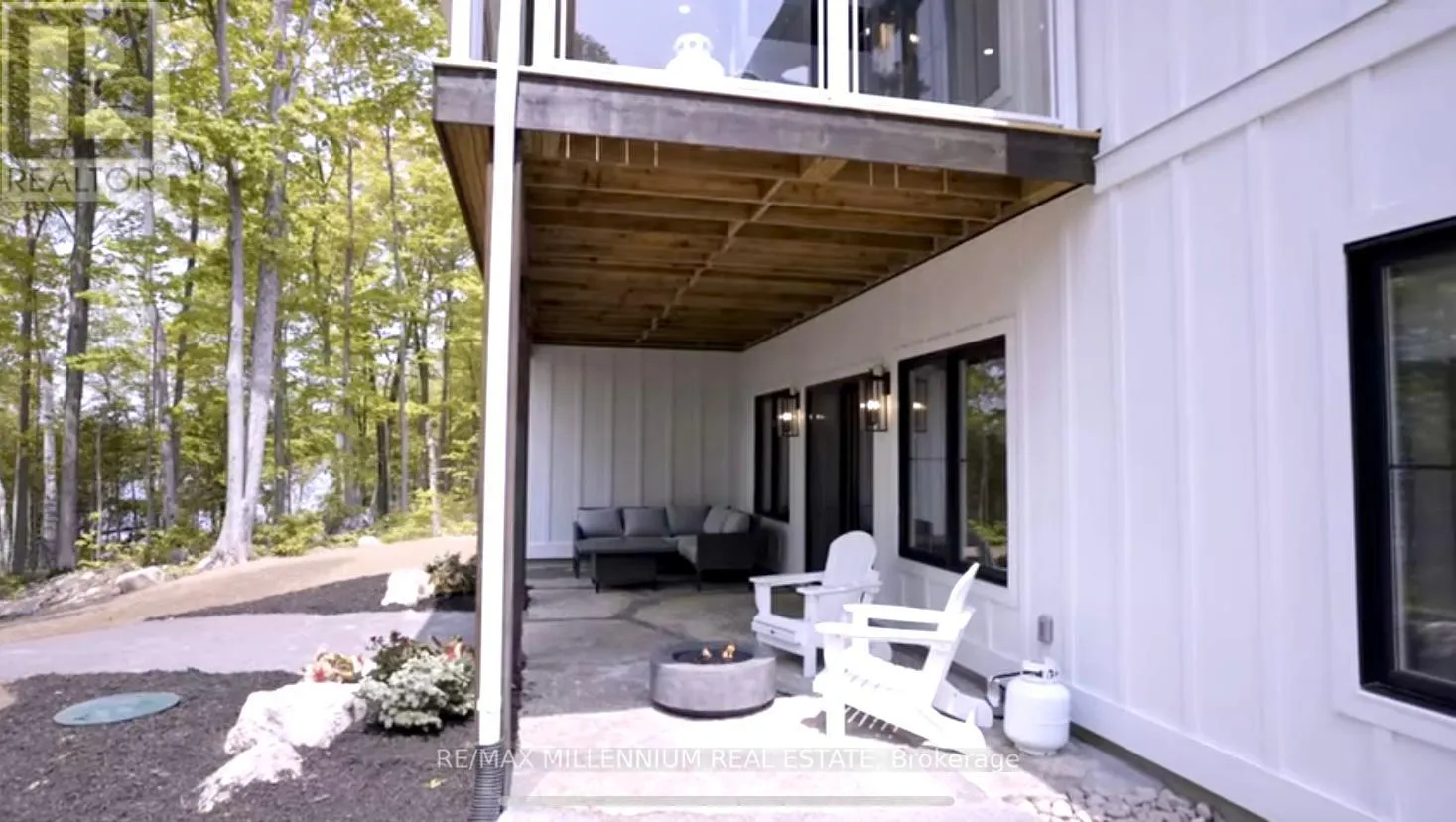 24 RORY DRIVE