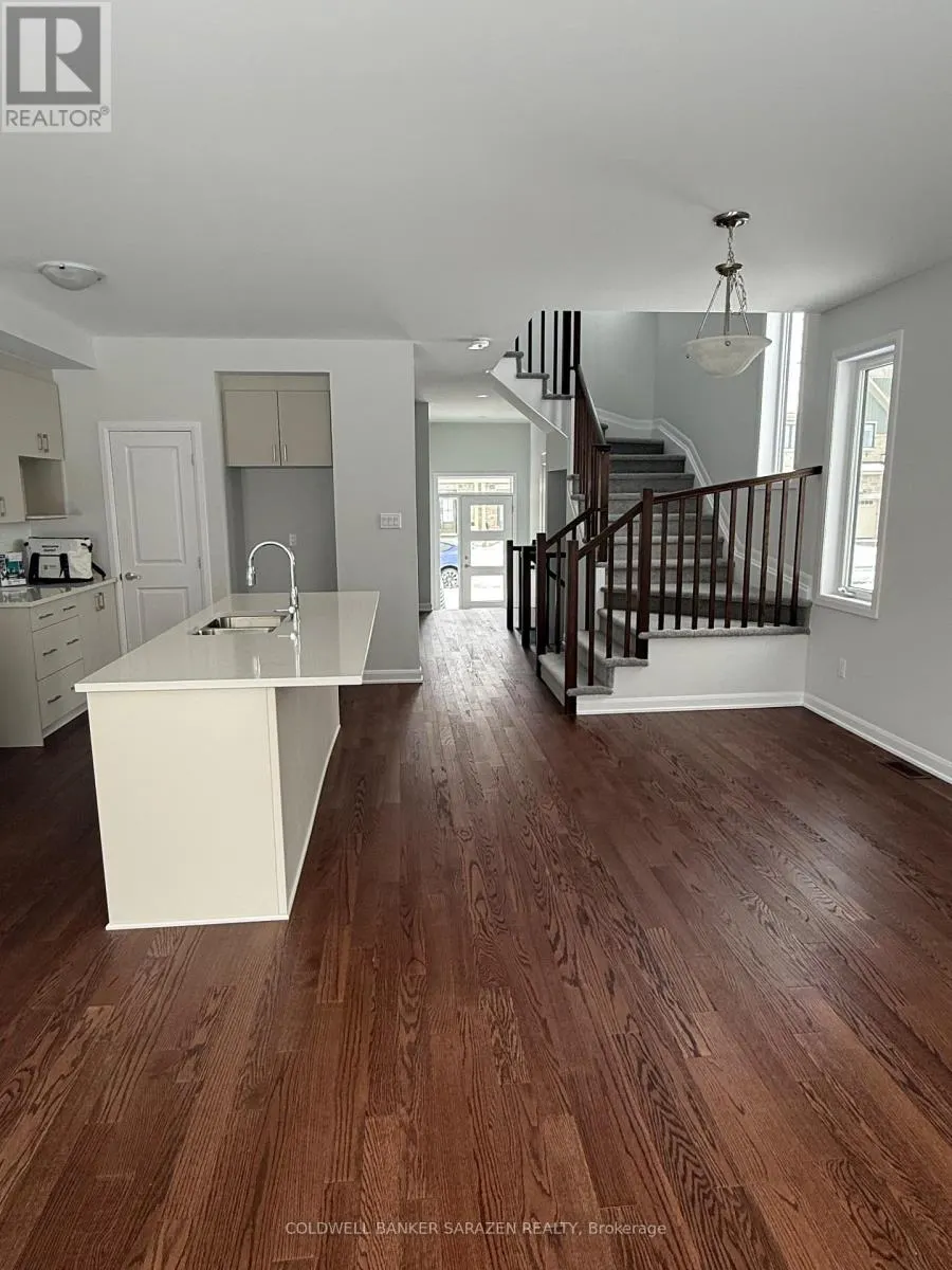 731 FAIRLINE ROW N