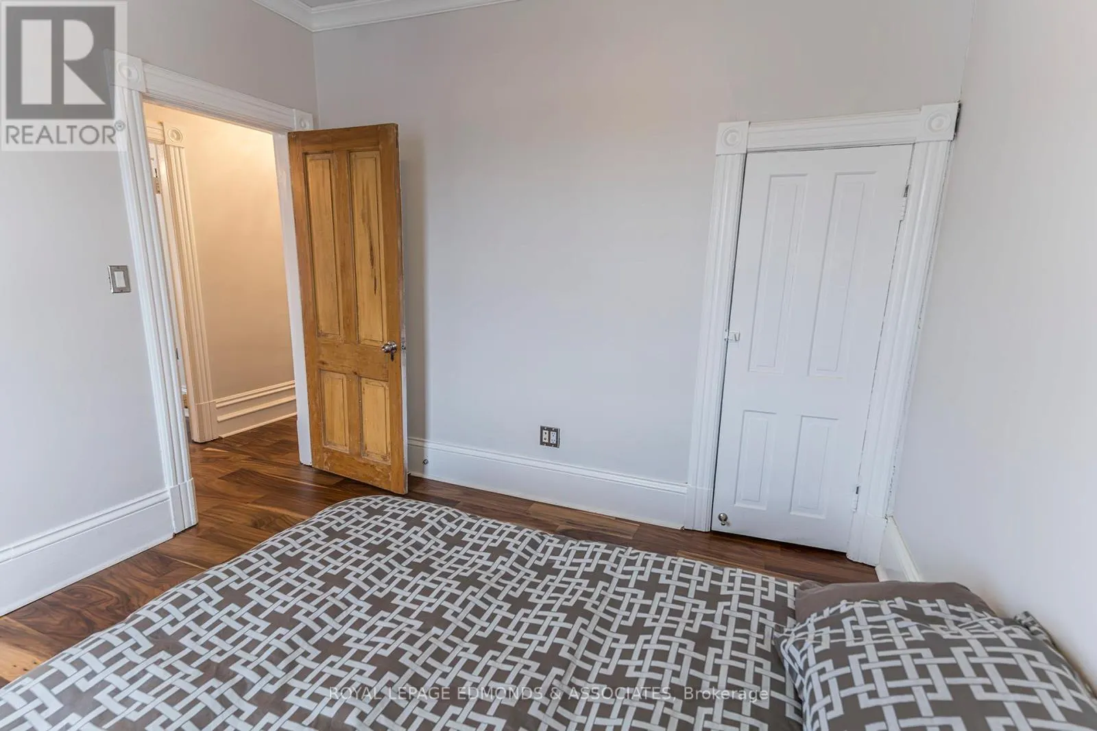 281 TRAFALGAR ROAD