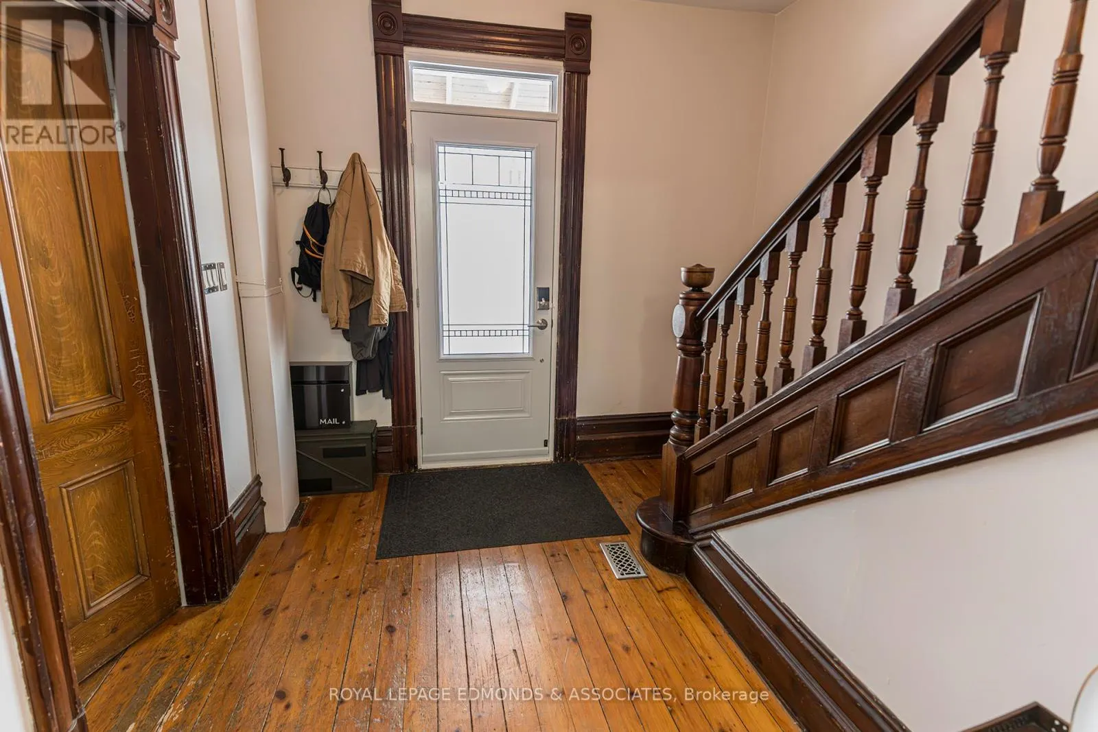 281 TRAFALGAR ROAD