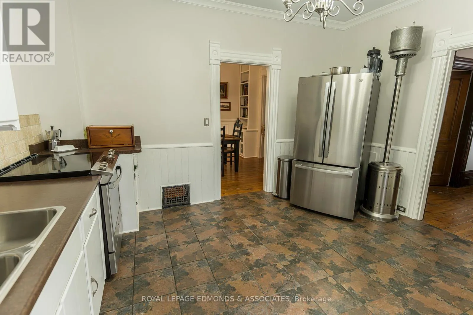281 TRAFALGAR ROAD