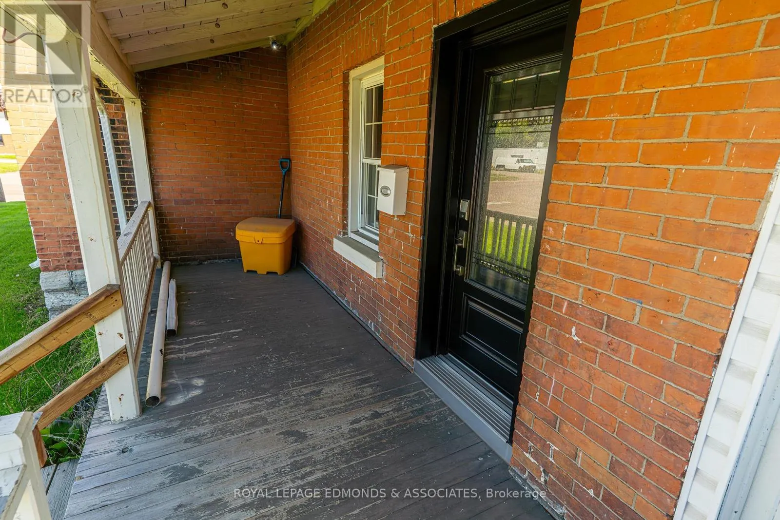 281 TRAFALGAR ROAD
