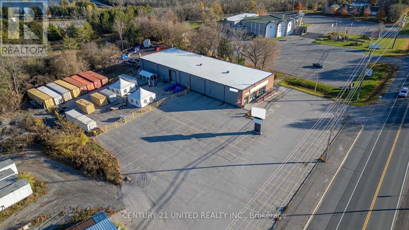 2704 LAKEFIELD ROAD