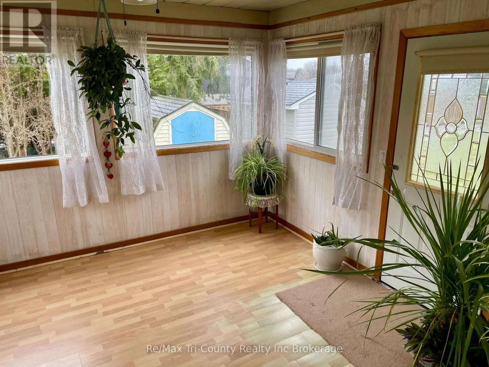 38 ADAMS AVENUE