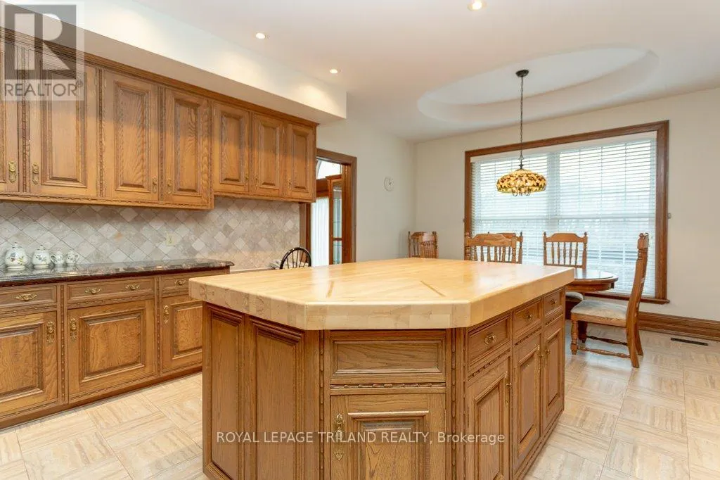 2643 OLD VICTORIA ROAD