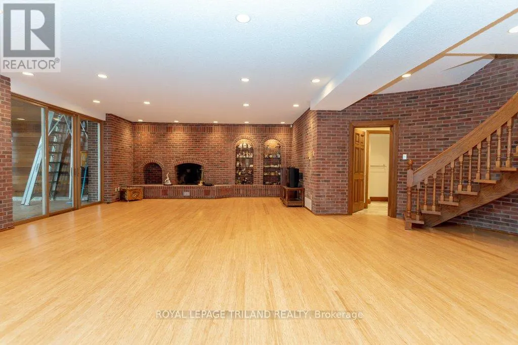 2643 OLD VICTORIA ROAD