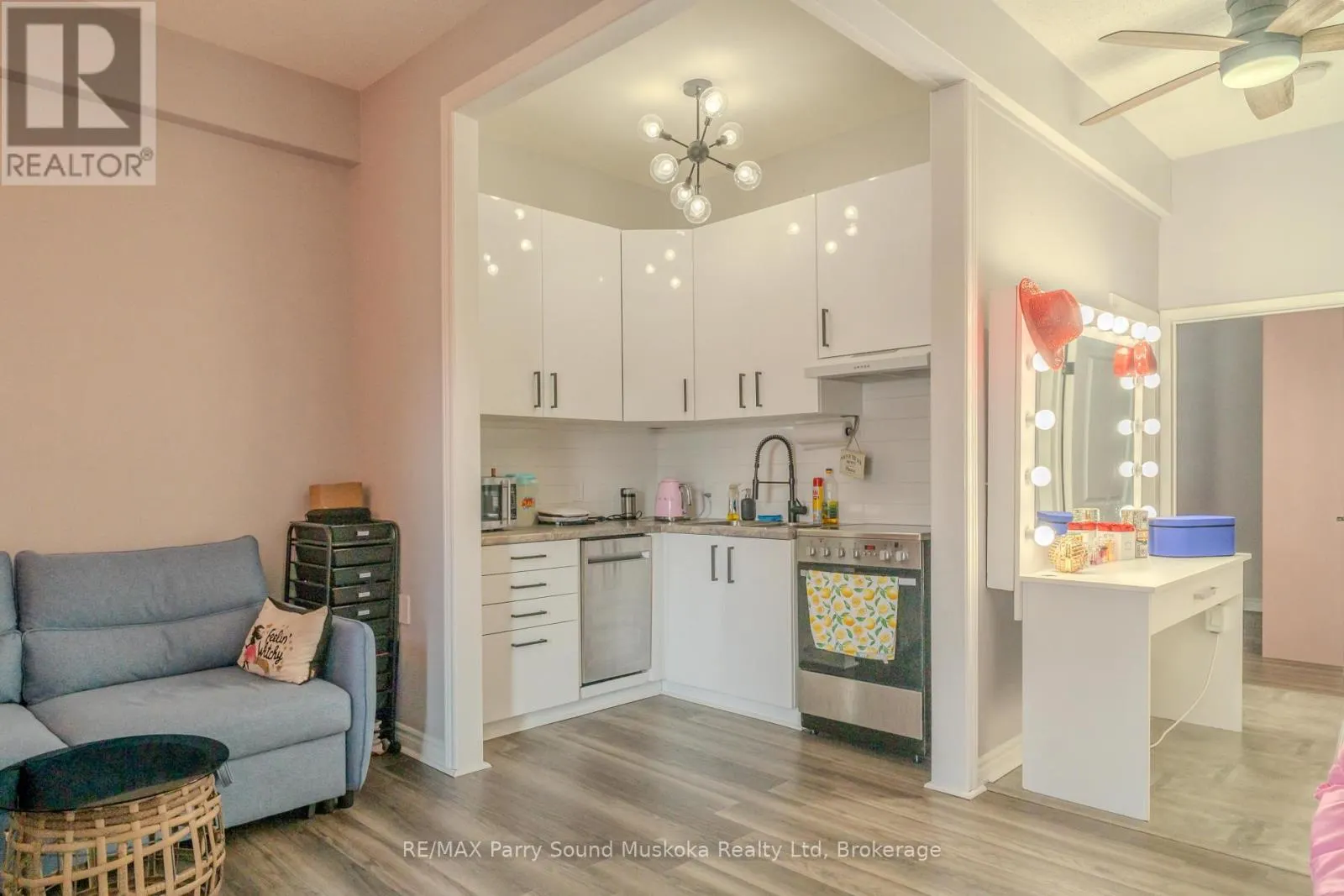 4 - 21 PROSPECT STREET, #4