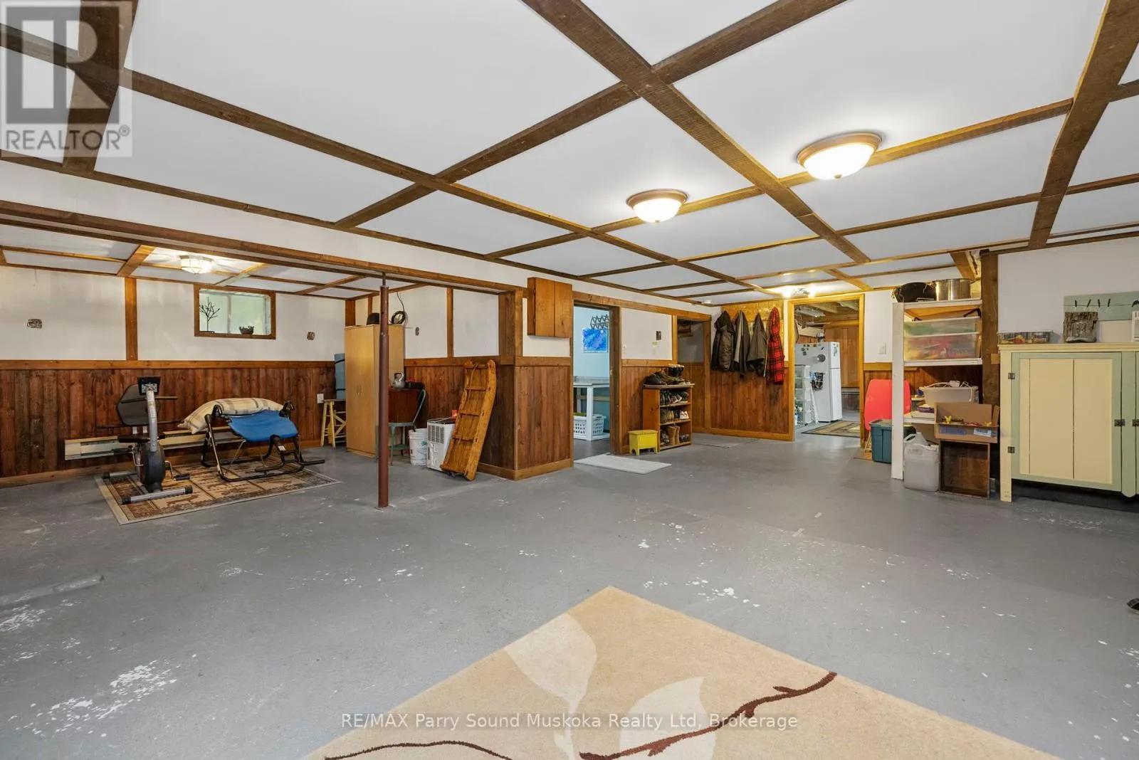 99 BAYVIEW DRIVE