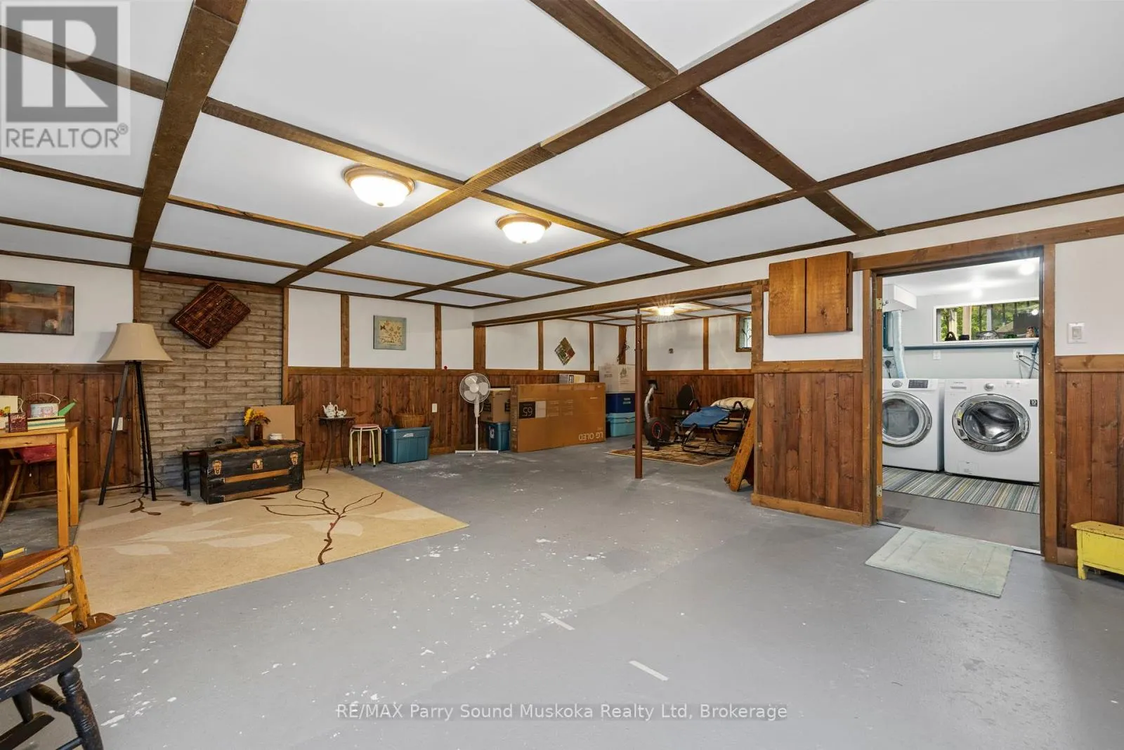 99 BAYVIEW DRIVE