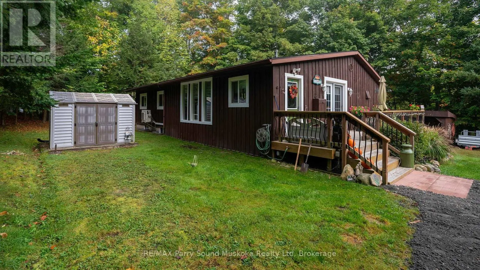 99 BAYVIEW DRIVE