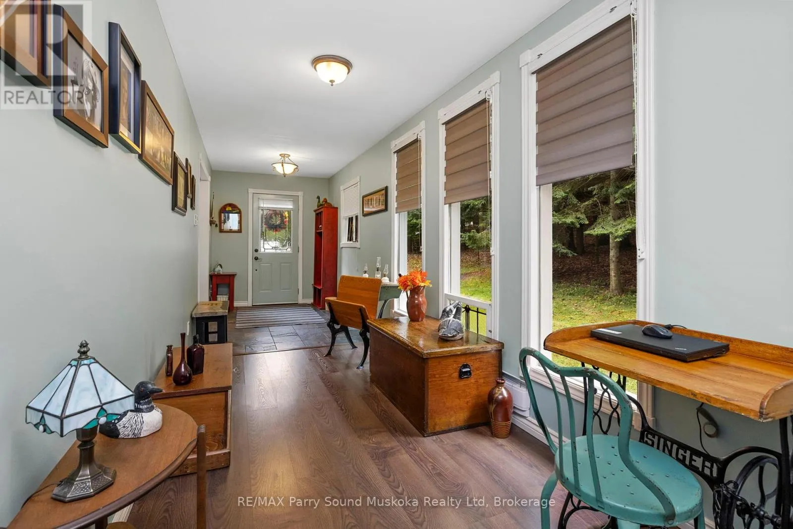 99 BAYVIEW DRIVE