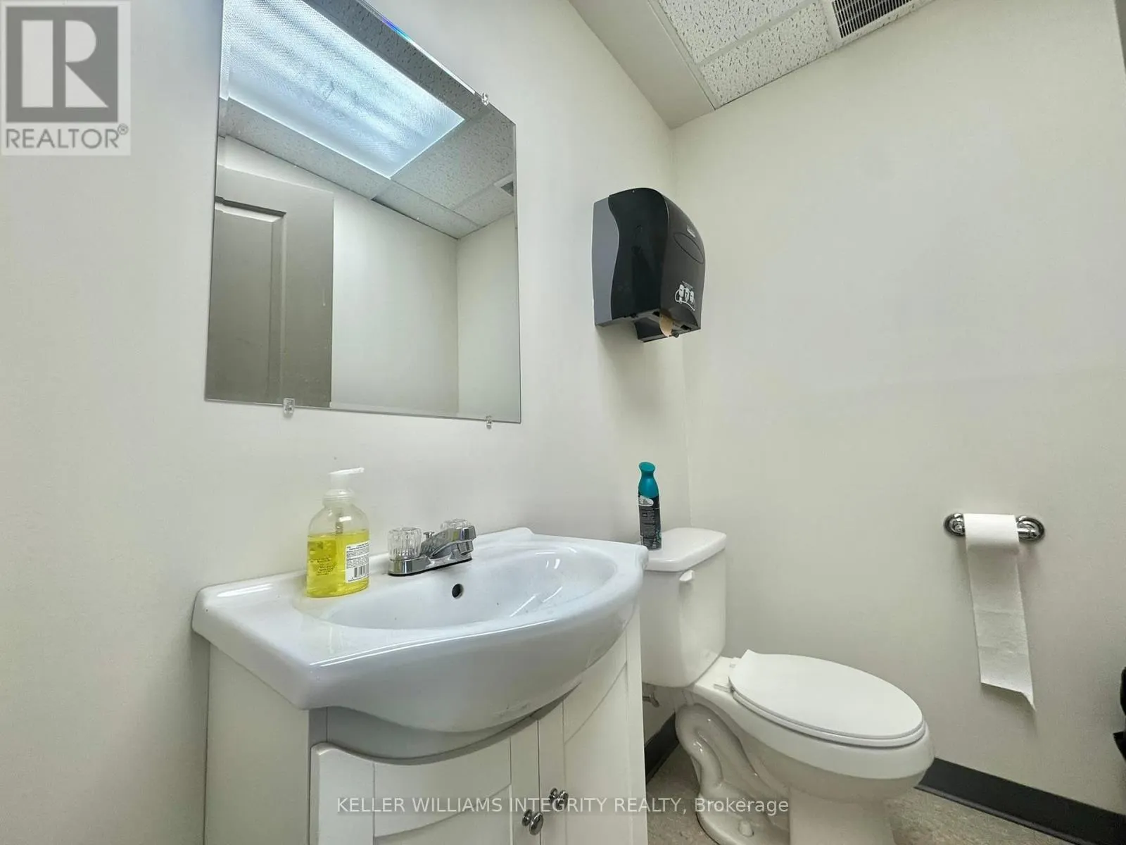 15 - 38 AURIGA DRIVE