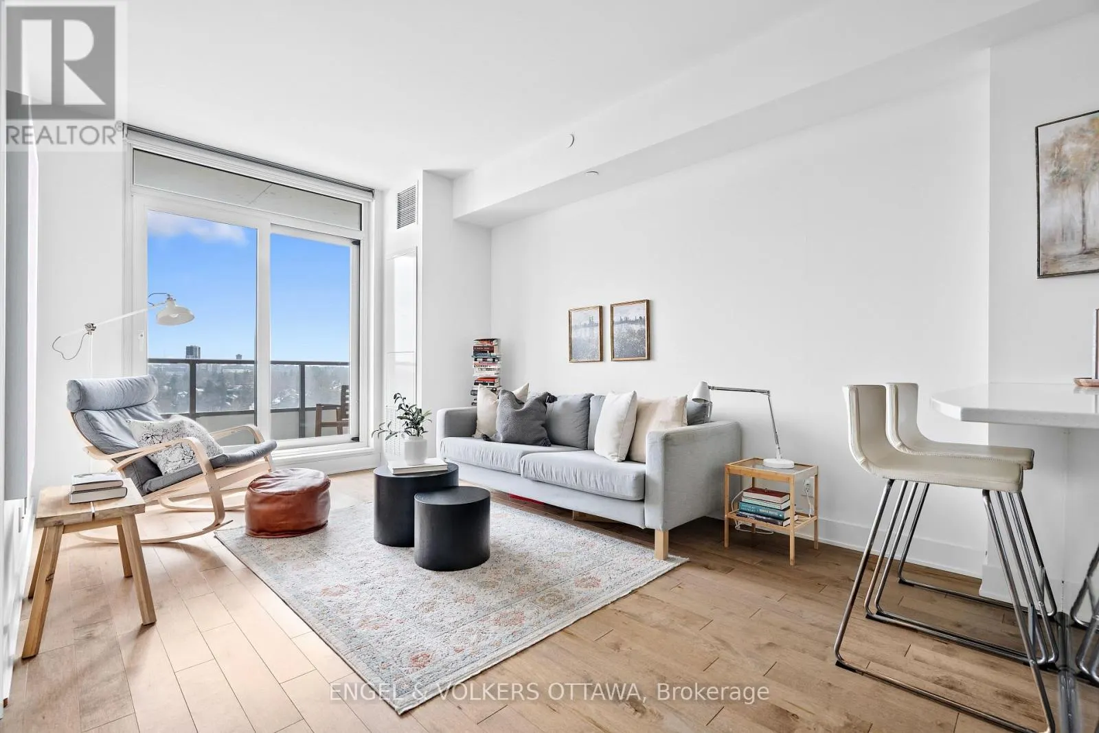 1209 - 485 RICHMOND ROAD
